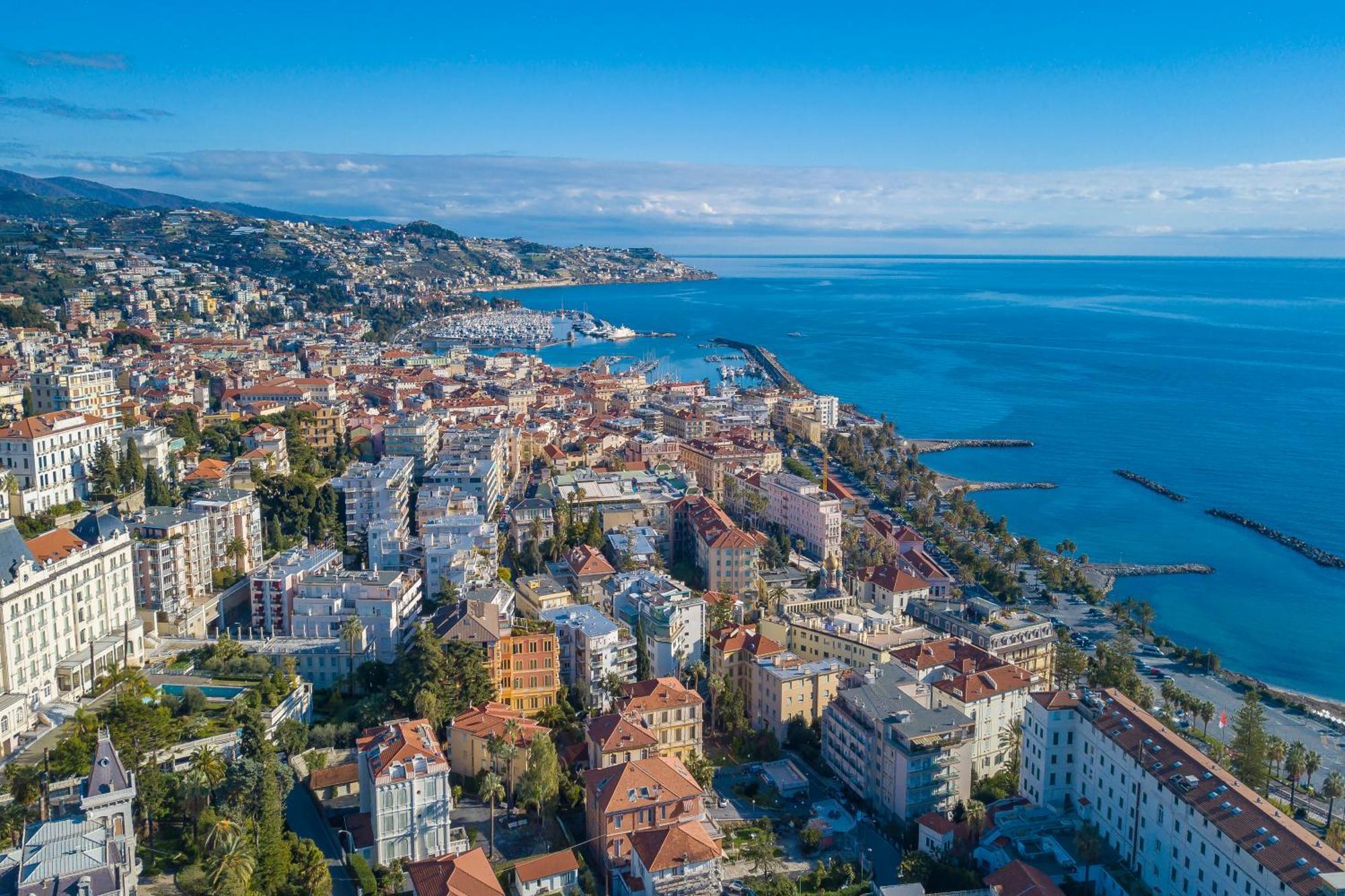 Heroes Apartment Sanremo Centro - Happy Rentals Luaran gambar
