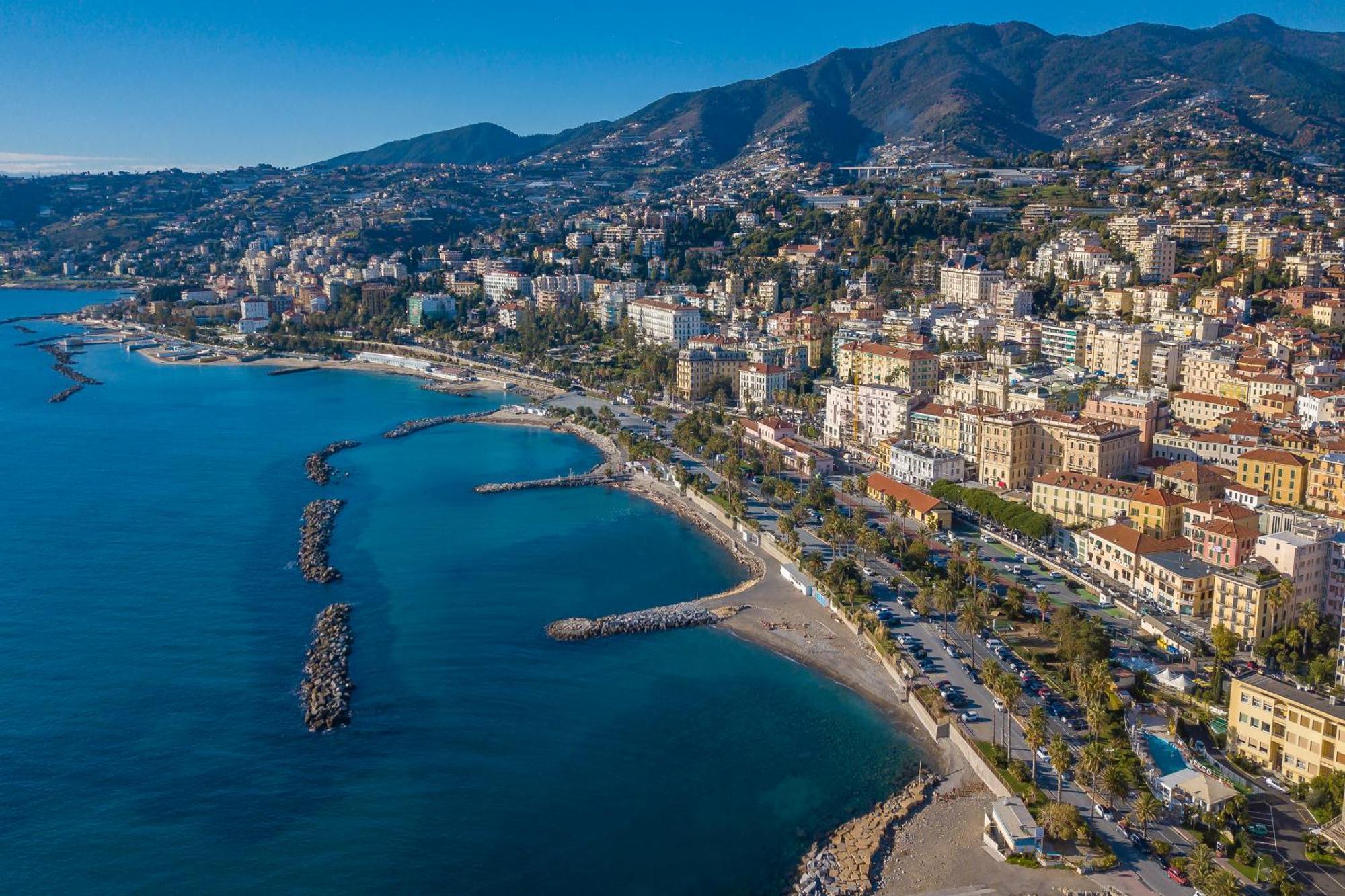 Heroes Apartment Sanremo Centro - Happy Rentals Luaran gambar